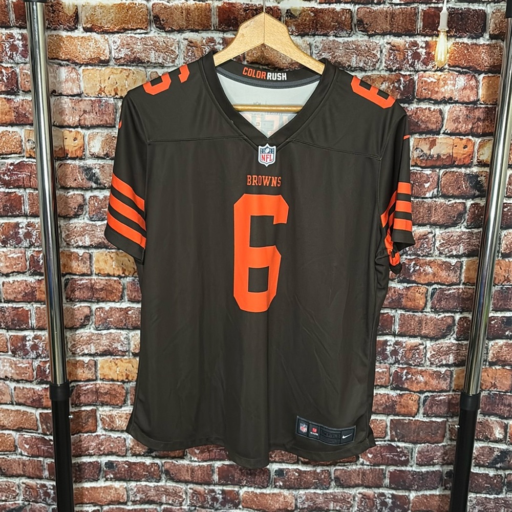 Nike NFL Browns Mayfield jersey color rush 6 dri fit women XL football